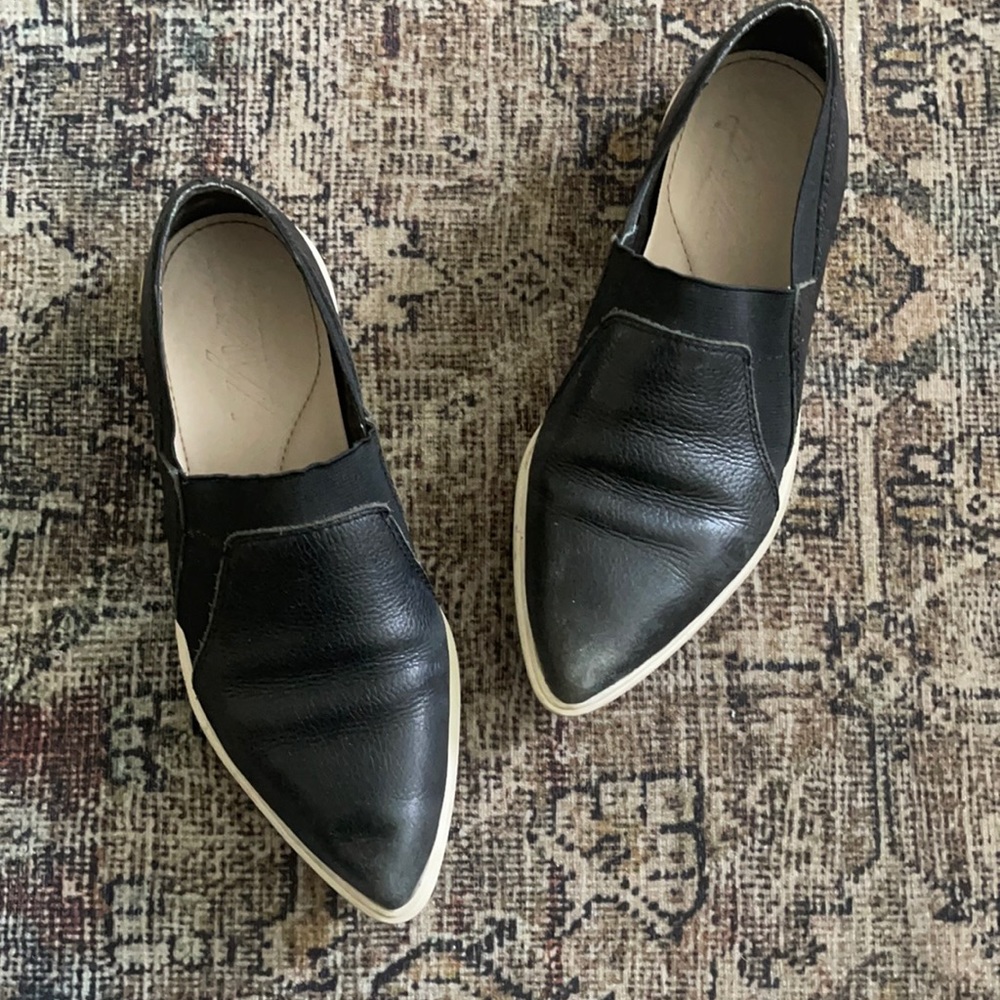 Naya Yvonne Anthropologie leather sneakers size 7 black